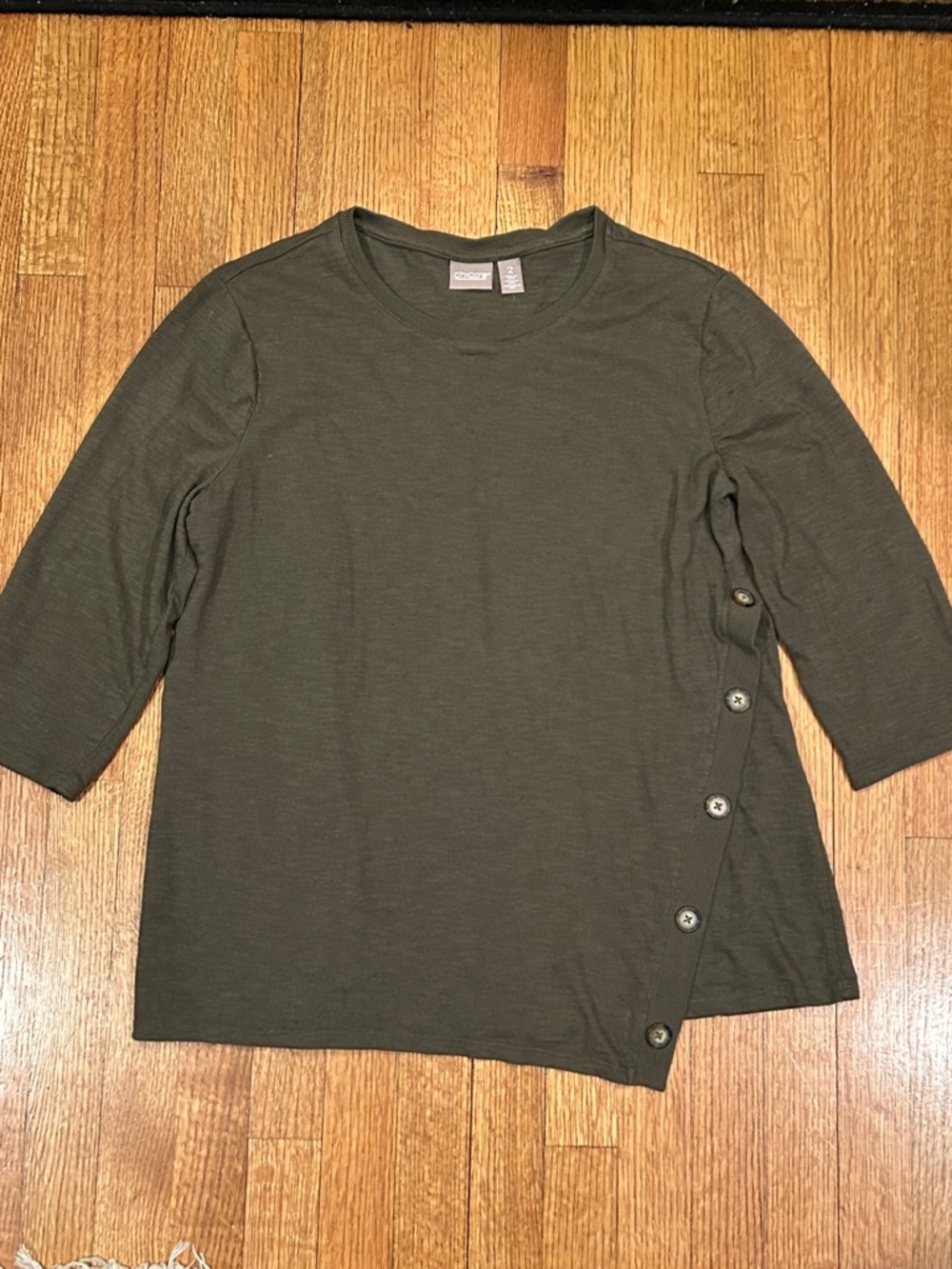 Chico's Olive Asymmetric Side-Button Long Sleeve Top Size Medium